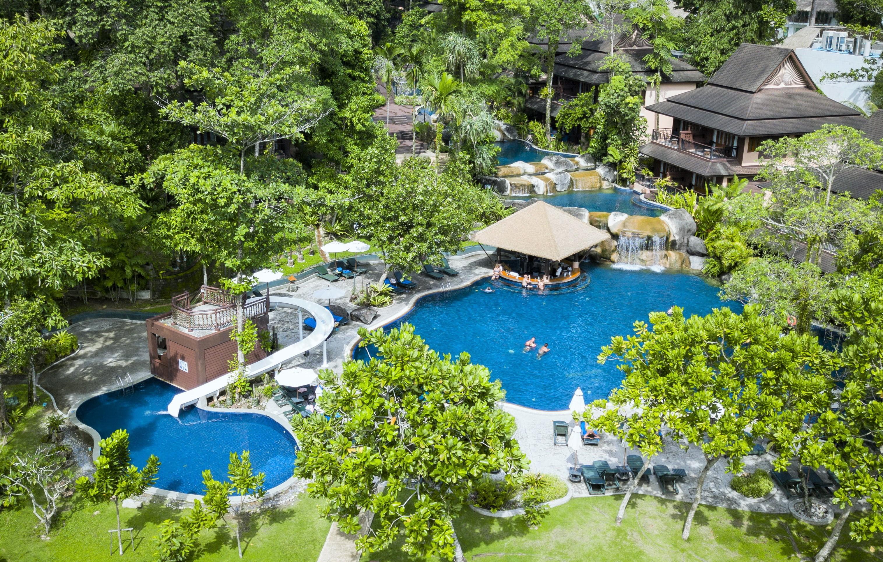 Khaolak Merlin Resort Khao Lak Exterior photo The swimming pool at the resort