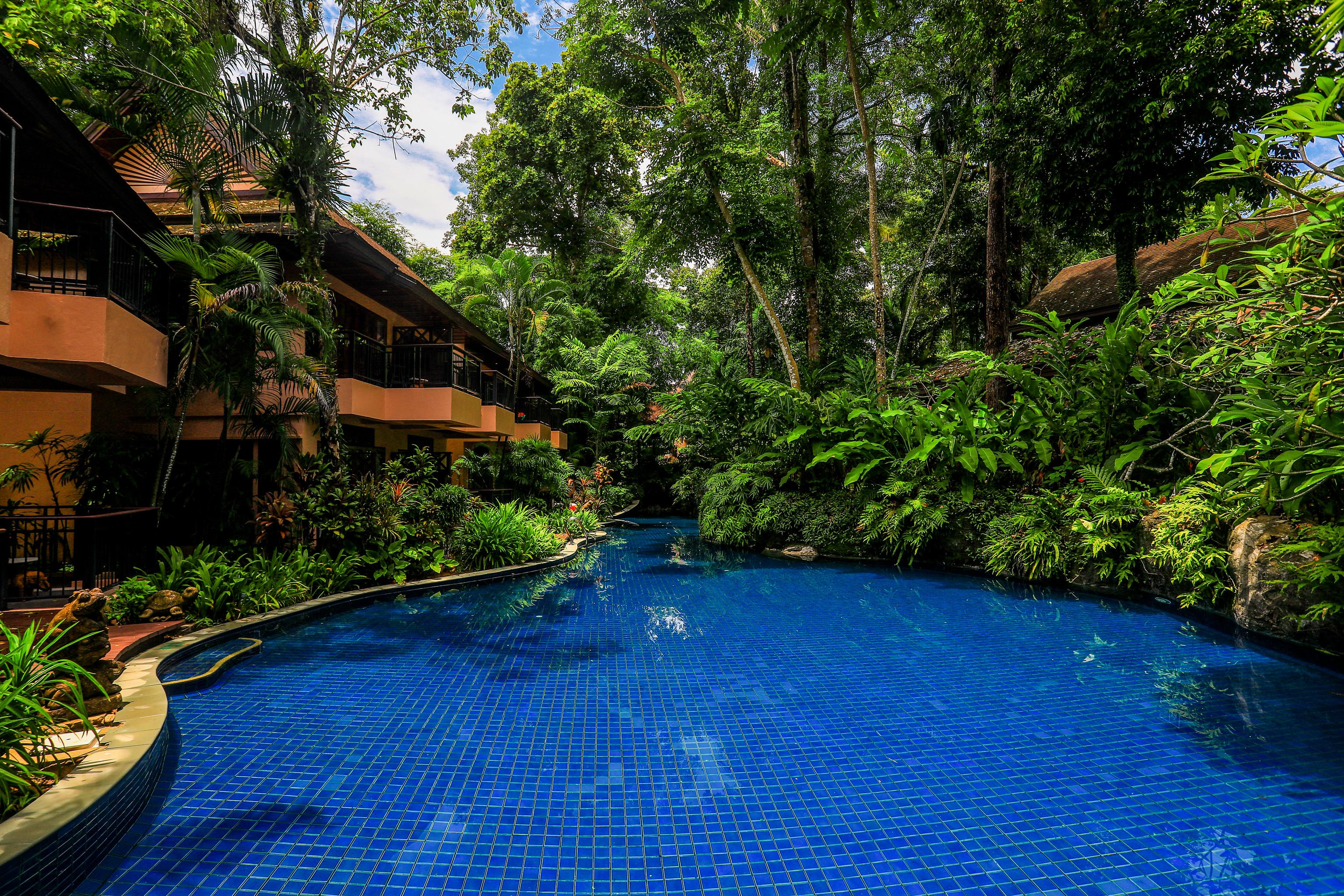 Khaolak Merlin Resort Khao Lak Exterior photo The swimming pool at the resort
